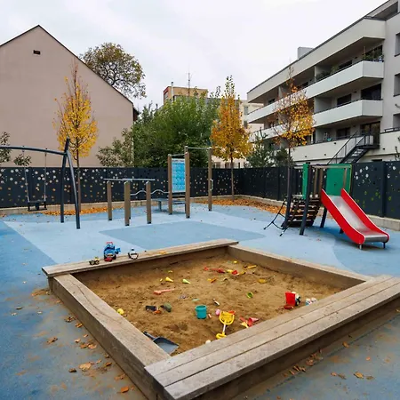 Luxury Center 2- Parking Included Διαμέρισμα Košice